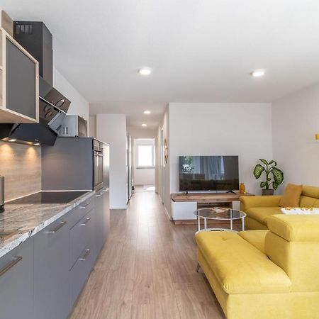 Unique: Zentrumsnahe 2 Zimmerwohnung In Villingen Mit Netflix 1 Og Exterior foto